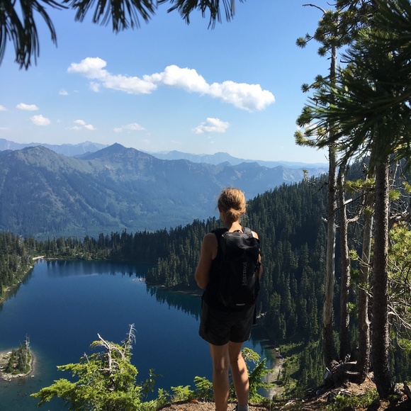 Meet The Posher Shelly - Picture 1 of 1